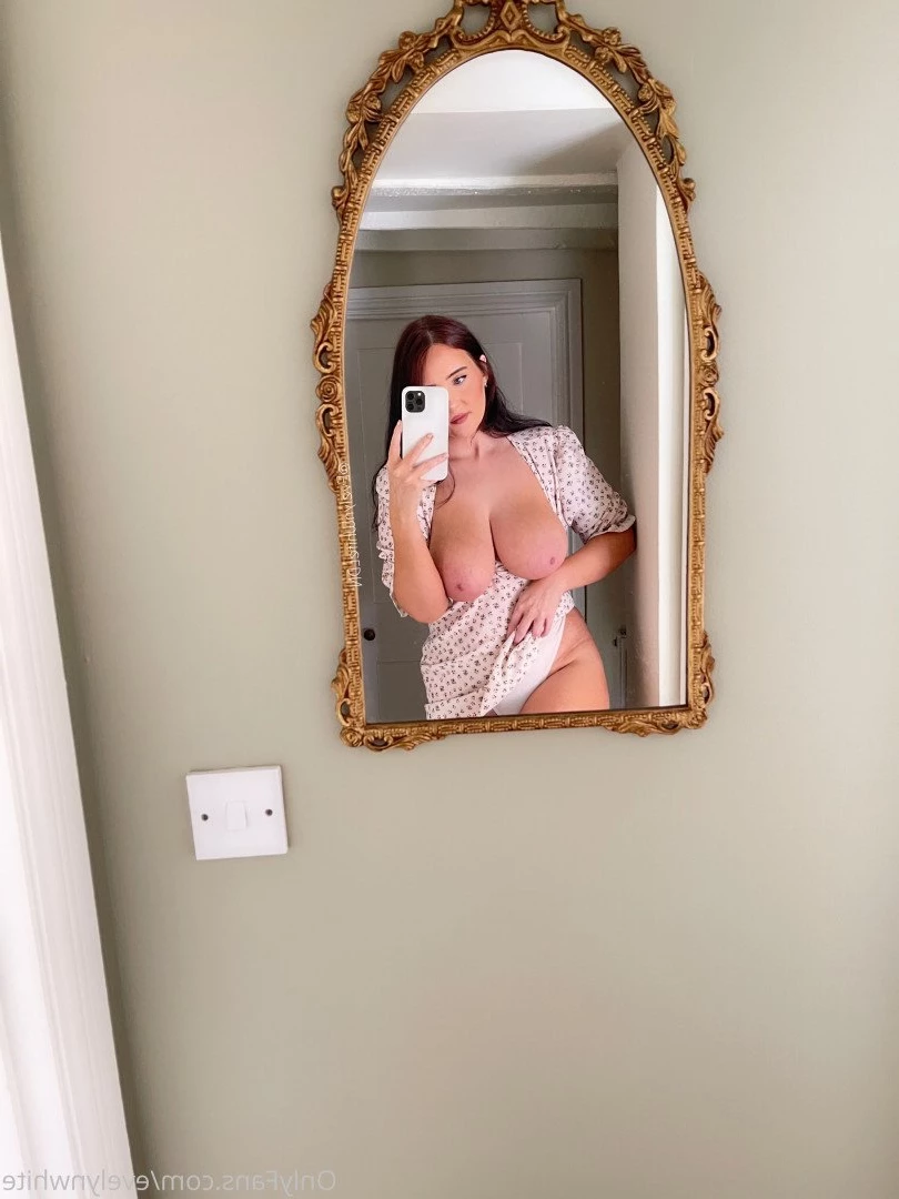 Evelyn [ evelynwhite ] Onlyfans leaked photo 375813 on Hotleaks.tv