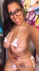 15931728