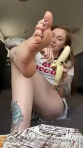 Kam [ sweetyfeetys_02 ] Onlyfans leaked video 18280645 on Hotleaks.tv
