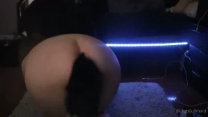 10593548