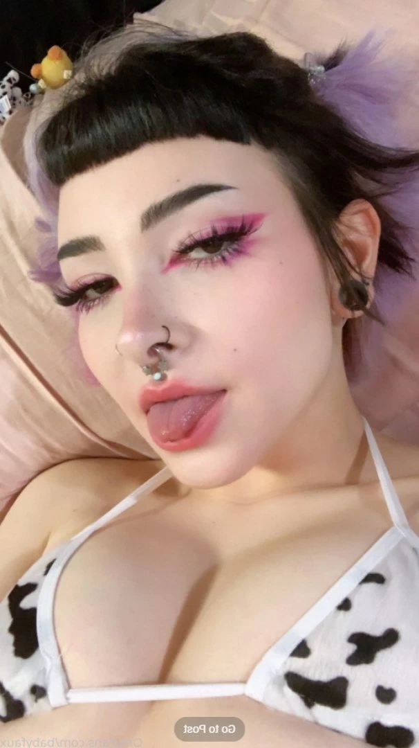 Em ฅ/(⁎˃ᆺ˂ )\ฅ [ evilgirll ] Onlyfans leaked photo 376226 on Hotleaks.tv