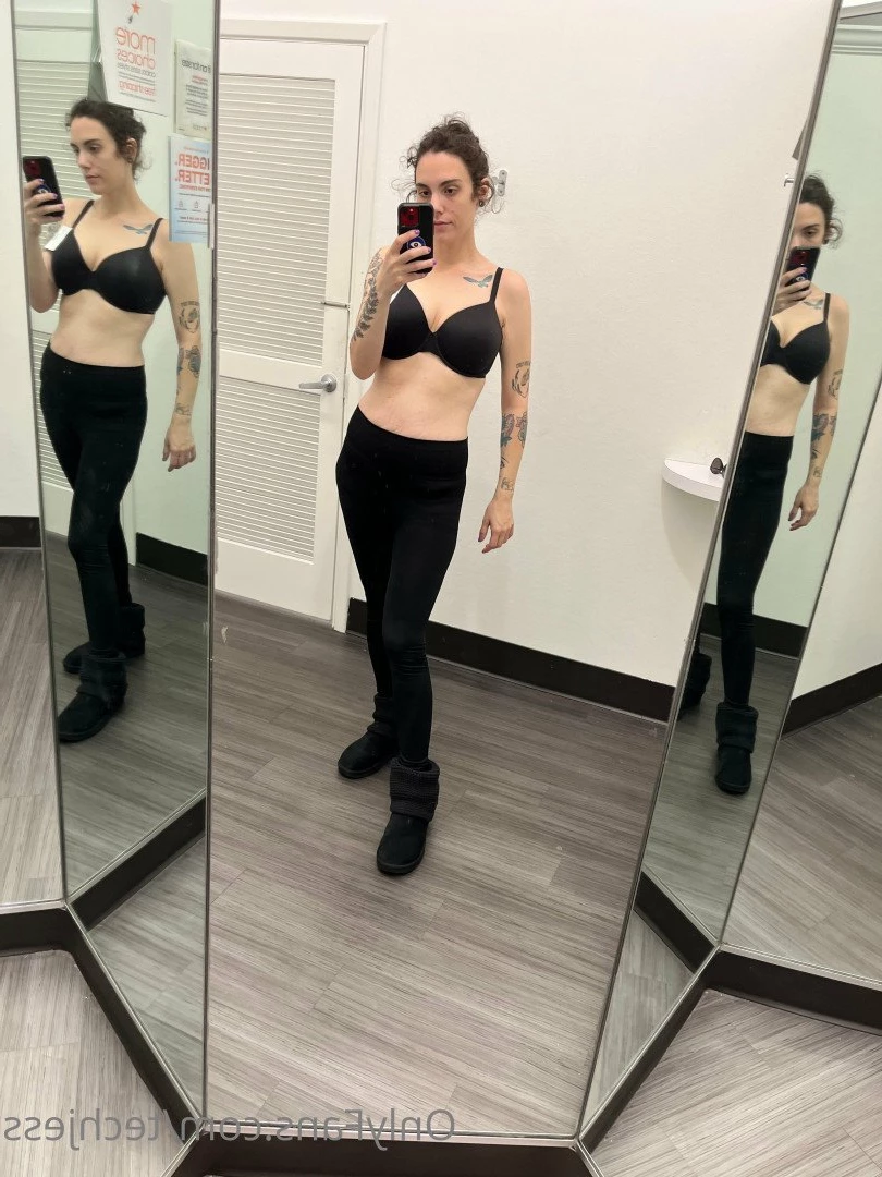 Jess [ techjess ] Onlyfans leaked photo 2932084 on Hotleaks.tv