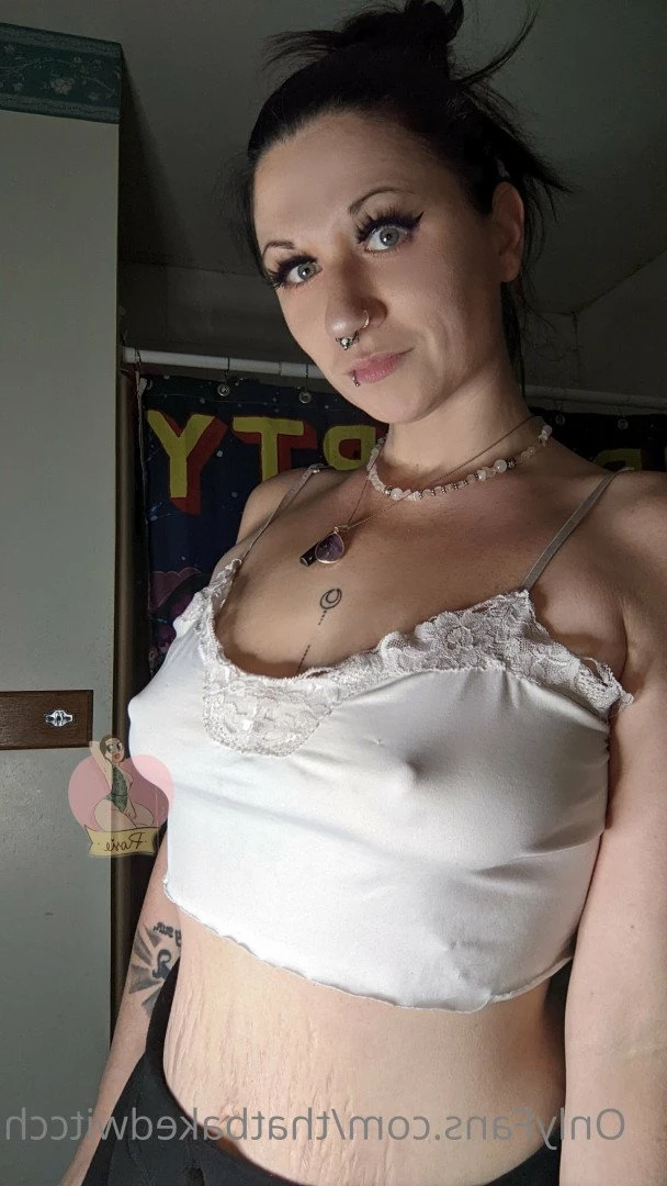 FreeRosie [ thatbakedwitcch ] Onlyfans leaked photo 2649271 on Hotleaks.tv