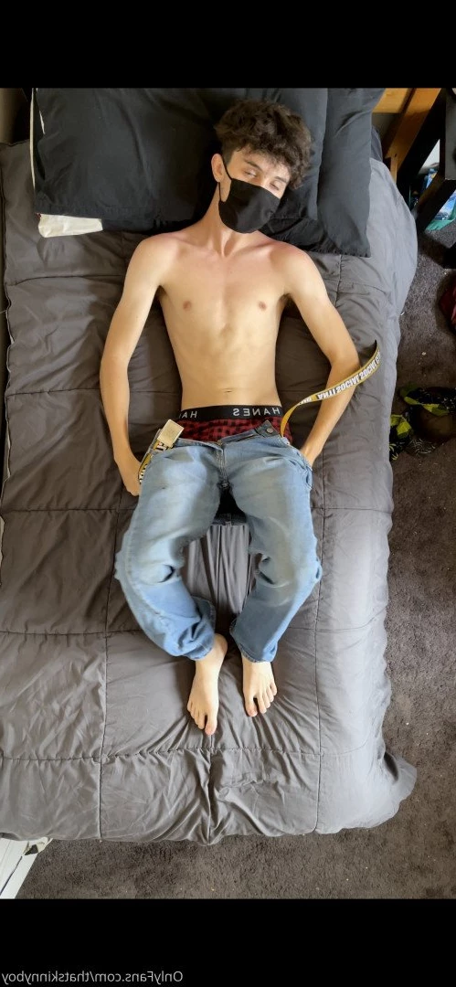 Skinny boy &lt;3 [ thatskinnyboy ] Onlyfans leaked photo 2908164 on Hotleaks.tv