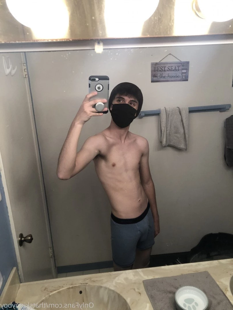 Skinny boy &lt;3 [ thatskinnyboy ] Onlyfans leaked photo 2908631 on Hotleaks.tv