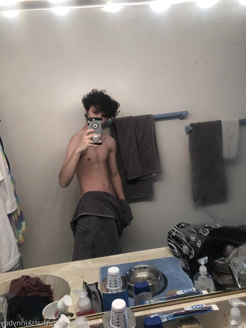 Skinny boy &lt;3 [ thatskinnyboy ] Onlyfans leaked photo 2910171 on Hotleaks.tv