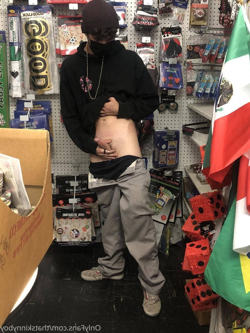 Skinny boy &lt;3 [ thatskinnyboy ] Onlyfans leaked photo 2910632 on Hotleaks.tv