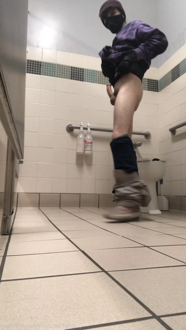 Skinny boy &lt;3 [ thatskinnyboy ] Onlyfans leaked photo 2911196 on Hotleaks.tv