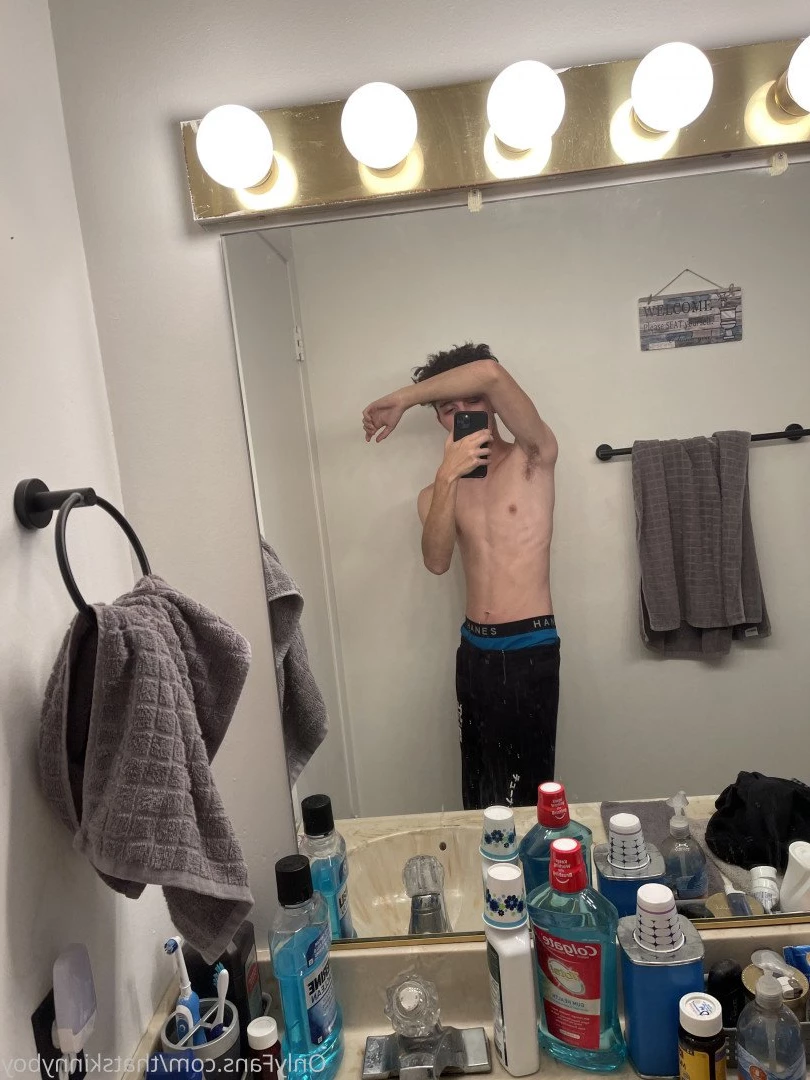 Skinny boy &lt;3 [ thatskinnyboy ] Onlyfans leaked photo 2911990 on Hotleaks.tv