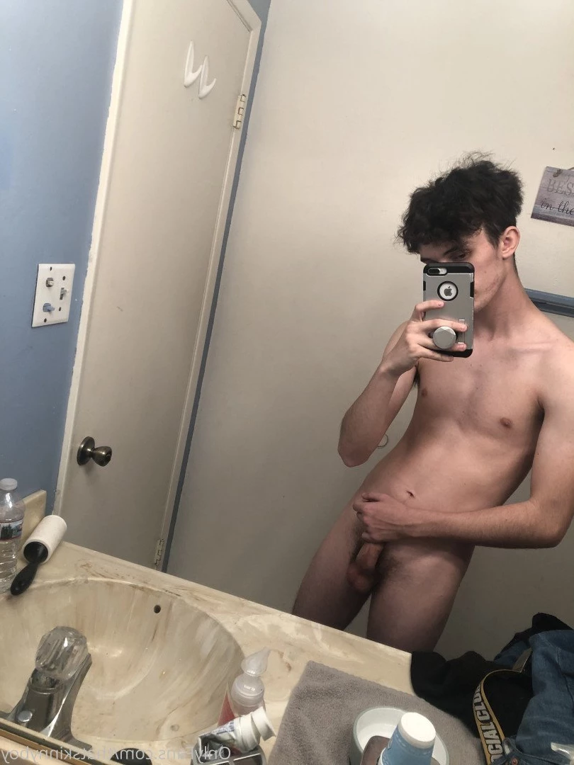 Skinny boy &lt;3 [ thatskinnyboy ] Onlyfans leaked photo 2913288 on Hotleaks.tv