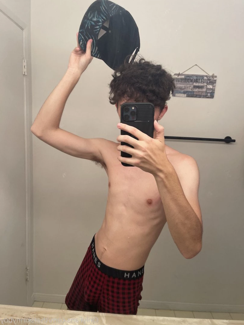 Skinny boy &lt;3 [ thatskinnyboy ] Onlyfans leaked photo 2914215 on Hotleaks.tv