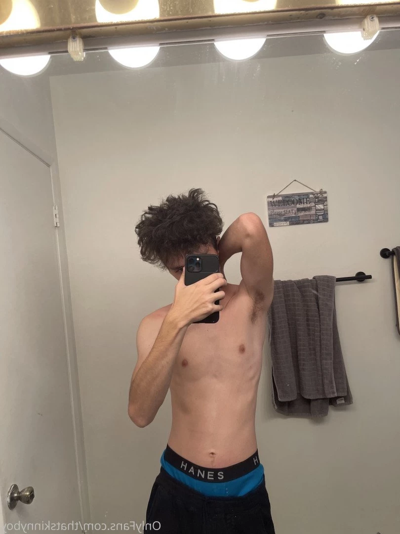 Skinny boy &lt;3 [ thatskinnyboy ] Onlyfans leaked photo 2914576 on Hotleaks.tv