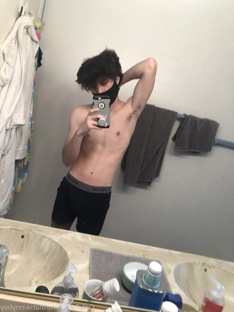 Skinny boy &lt;3 [ thatskinnyboy ] Onlyfans leaked photo 2914961 on Hotleaks.tv