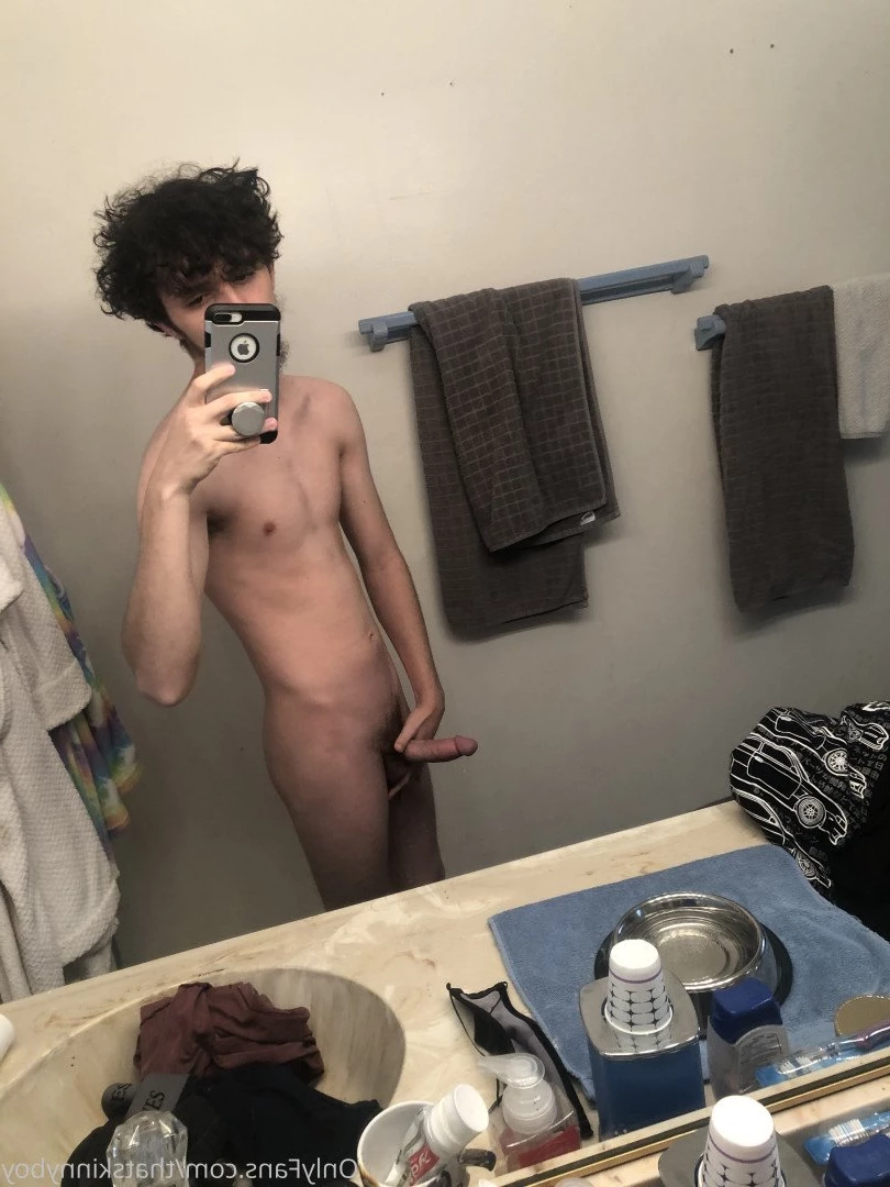 Skinny boy &lt;3 [ thatskinnyboy ] Onlyfans leaked photo 2917123 on Hotleaks.tv