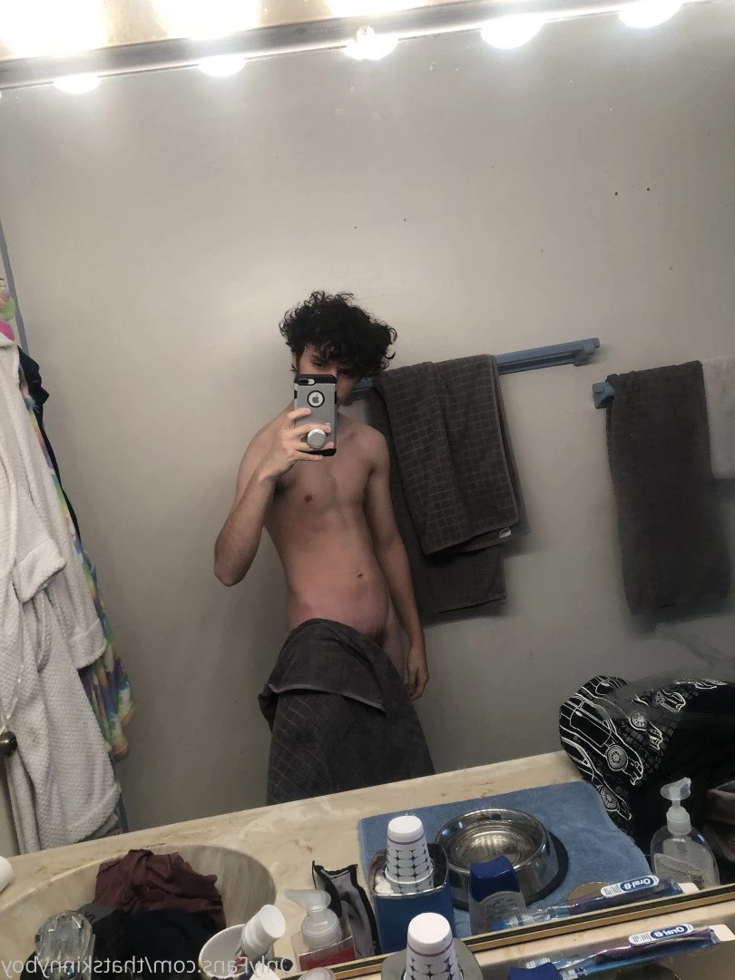 Skinny boy &lt;3 [ thatskinnyboy ] Onlyfans leaked photo 2917248 on Hotleaks.tv