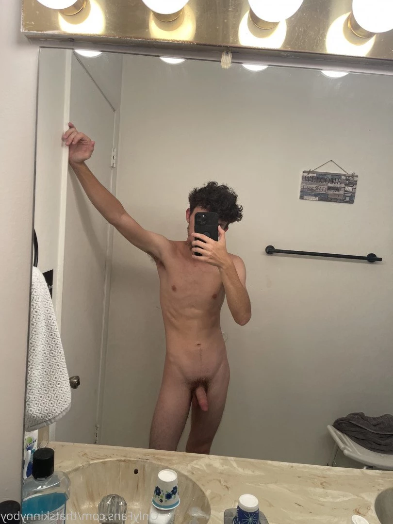Skinny boy &lt;3 [ thatskinnyboy ] Onlyfans leaked photo 2918391 on Hotleaks.tv