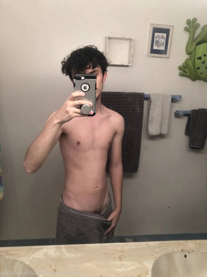 Skinny boy &lt;3 [ thatskinnyboy ] Onlyfans leaked photo 2919266 on Hotleaks.tv