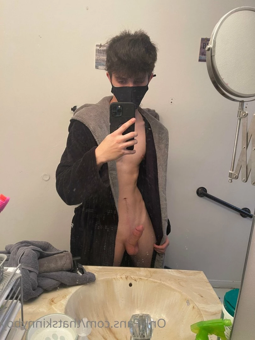 Skinny boy &lt;3 [ thatskinnyboy ] Onlyfans leaked photo 2919353 on Hotleaks.tv