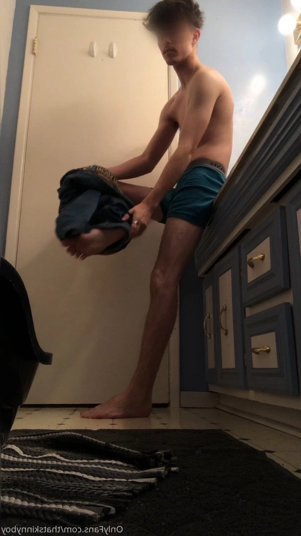Skinny boy &lt;3 [ thatskinnyboy ] Onlyfans leaked photo 2921991 on Hotleaks.tv