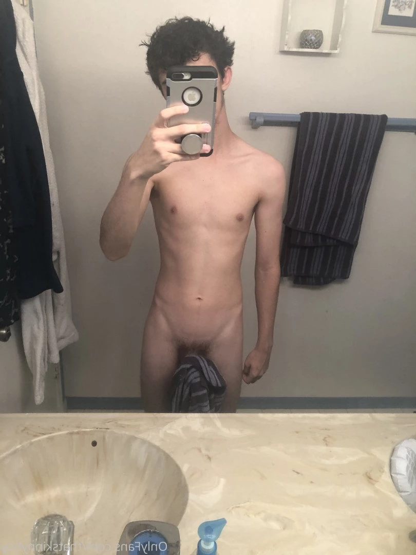 Skinny boy &lt;3 [ thatskinnyboy ] Onlyfans leaked photo 2922179 on Hotleaks.tv