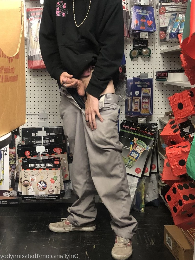 Skinny boy &lt;3 [ thatskinnyboy ] Onlyfans leaked photo 2924381 on Hotleaks.tv