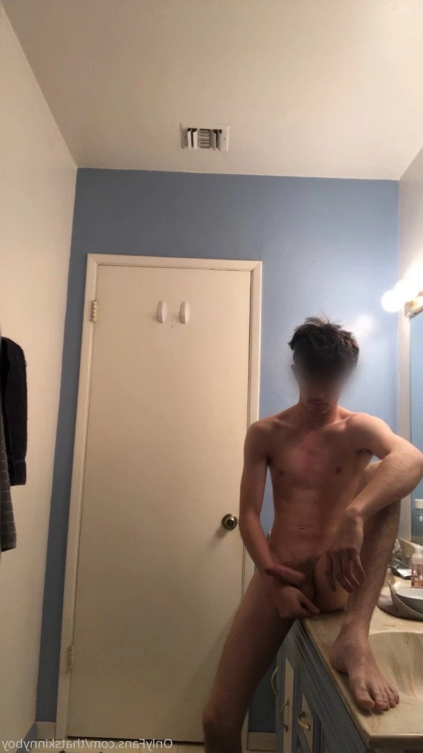 Skinny boy &lt;3 [ thatskinnyboy ] Onlyfans leaked photo 2924769 on Hotleaks.tv