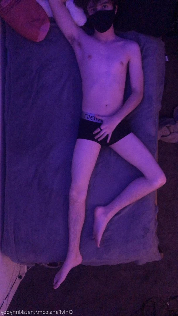 Skinny boy &lt;3 [ thatskinnyboy ] Onlyfans leaked photo 2925318 on Hotleaks.tv