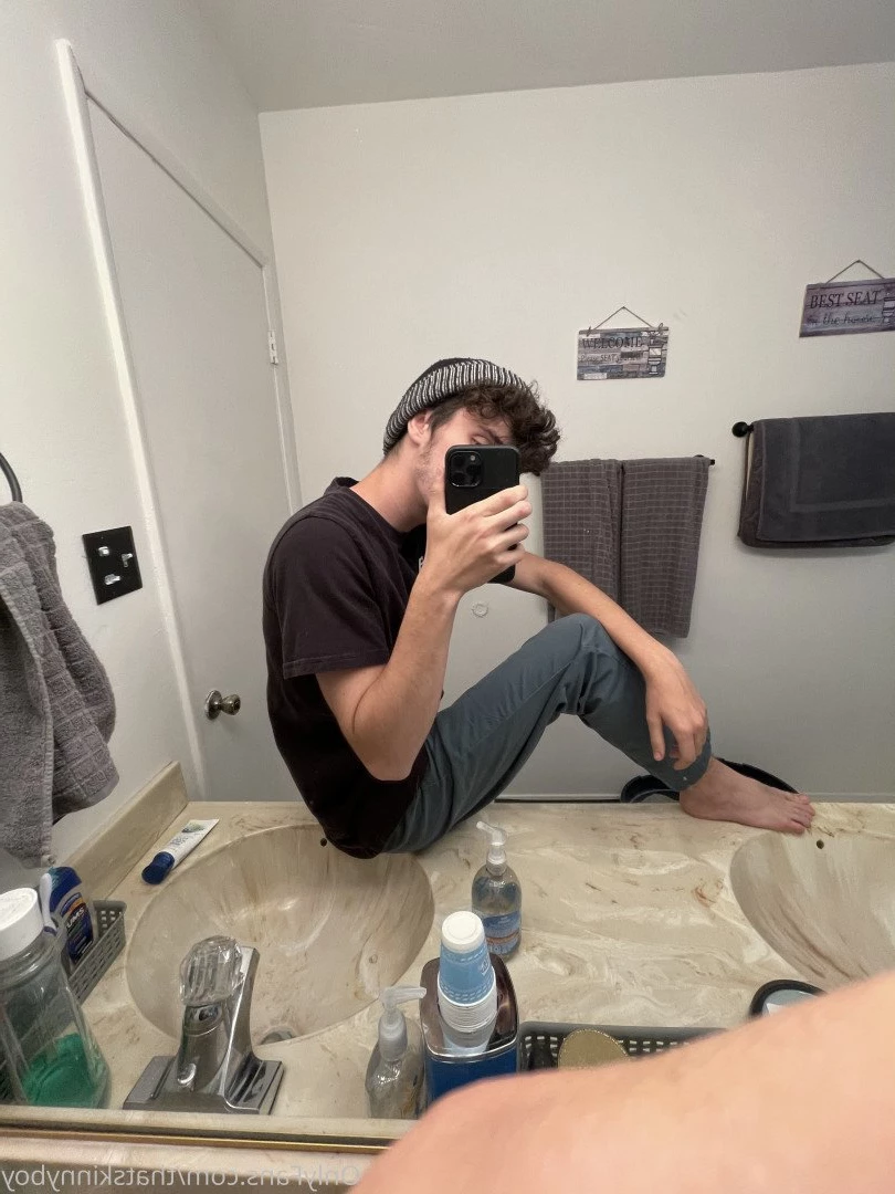 Skinny boy &lt;3 [ thatskinnyboy ] Onlyfans leaked photo 2925357 on Hotleaks.tv