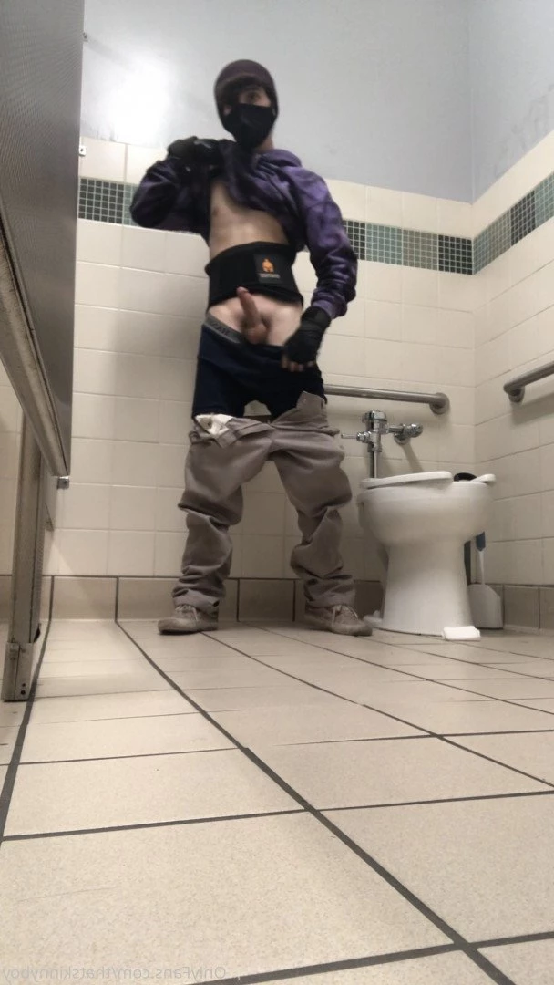 Skinny boy &lt;3 [ thatskinnyboy ] Onlyfans leaked photo 2926252 on Hotleaks.tv