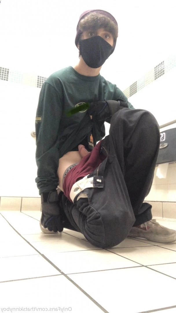 Skinny boy &lt;3 [ thatskinnyboy ] Onlyfans leaked photo 2928423 on Hotleaks.tv