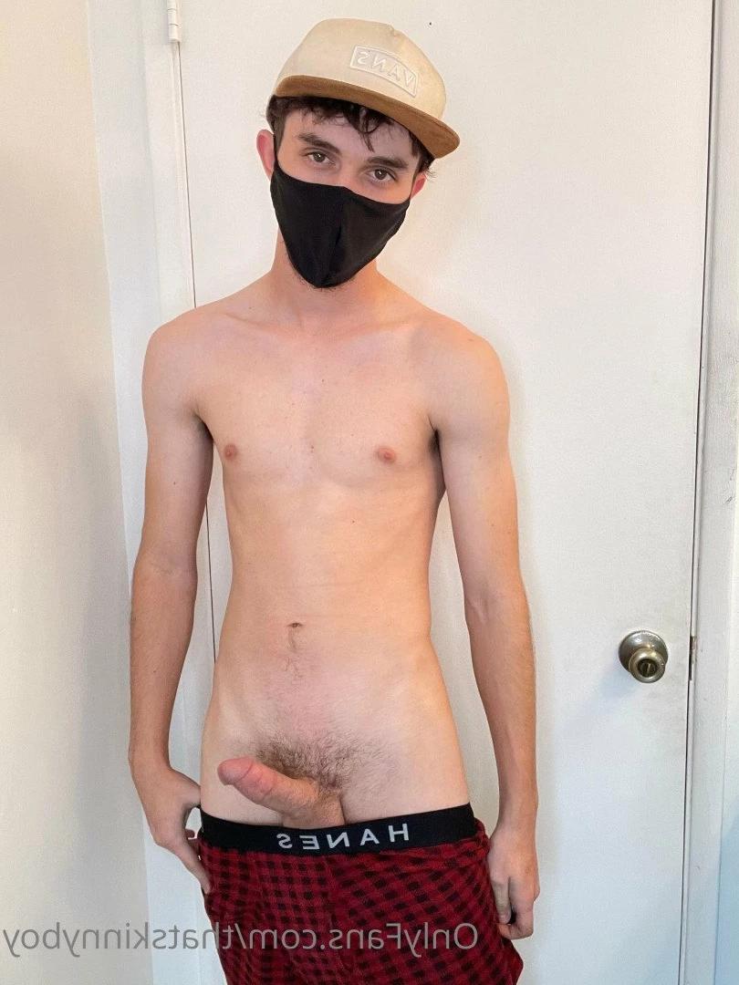 Skinny boy &lt;3 [ thatskinnyboy ] Onlyfans leaked photo 2929376 on Hotleaks.tv