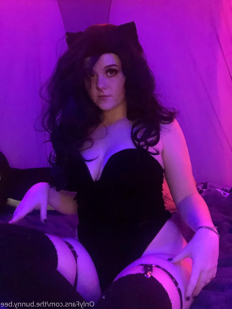 Ahri [ the.bunny.bee ] Onlyfans leaked photo 5722294 on Hotleaks.tv