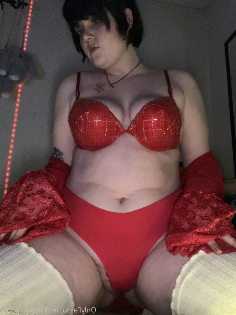 Ahri [ the.bunny.bee ] Onlyfans leaked photo 5724427 on Hotleaks.tv