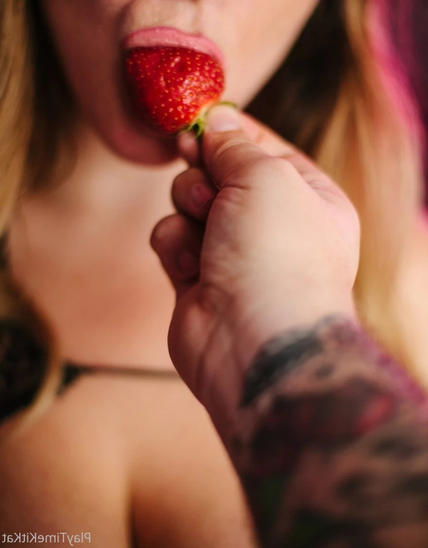 Huge Natural Boobs 36K BBW Curves [ the_kitty_amore ] Onlyfans leaked photo 11015506 on Hotleaks.tv