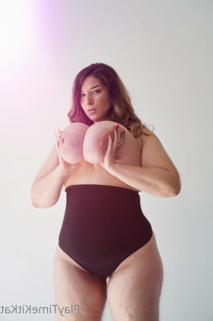 Huge Natural Boobs 36K BBW Curves [ the_kitty_amore ] Onlyfans leaked photo 13911695 on Hotleaks.tv