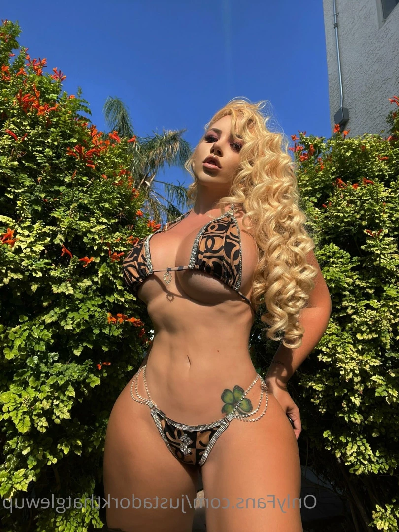 Just a dork that glew up 🤓 [ justadorkthatglewup ] Onlyfans leaked photo 6129914 on Hotleaks.tv