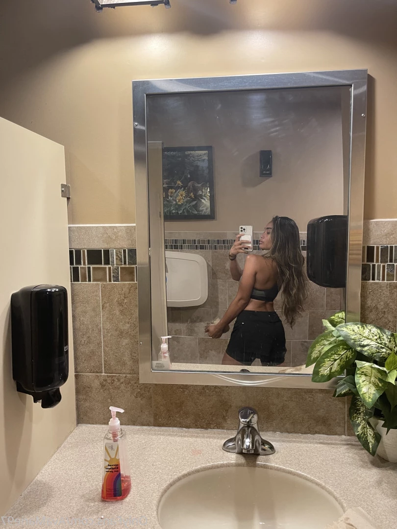 𝐀𝐯𝐚 𝐌𝐚𝐫𝐢𝐞🇵🇭 - ONLINE RIGHT NOW!🟢 [ theavamariee ] Onlyfans leaked photo 7842945 on Hotleaks.tv
