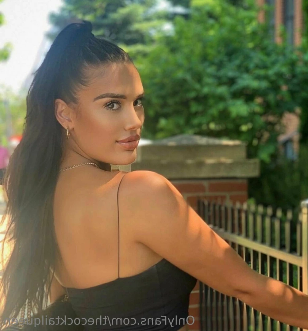 Alyssa [ thecocktailqueen ] Onlyfans leaked photo 6034139 on Hotleaks.tv