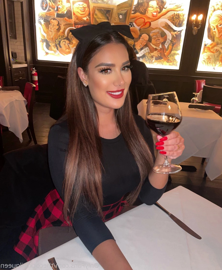 Alyssa [ thecocktailqueen ] Onlyfans leaked photo 10036009 on Hotleaks.tv