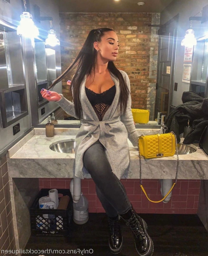 Alyssa [ thecocktailqueen ] Onlyfans leaked photo 10036081 on Hotleaks.tv