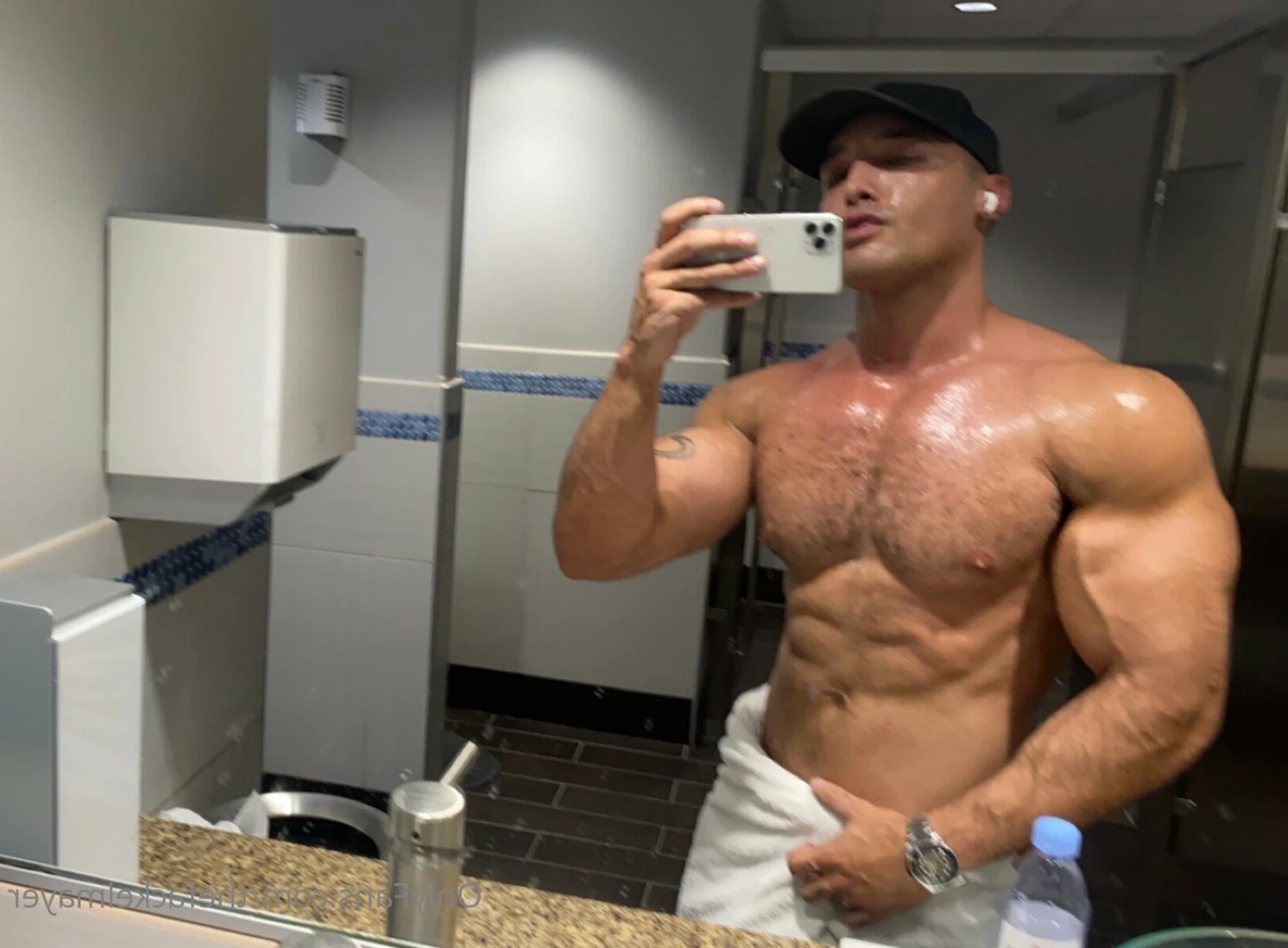 THE FACK [ thefackelmayer ] Onlyfans leaked photo 5771870 on Hotleaks.tv