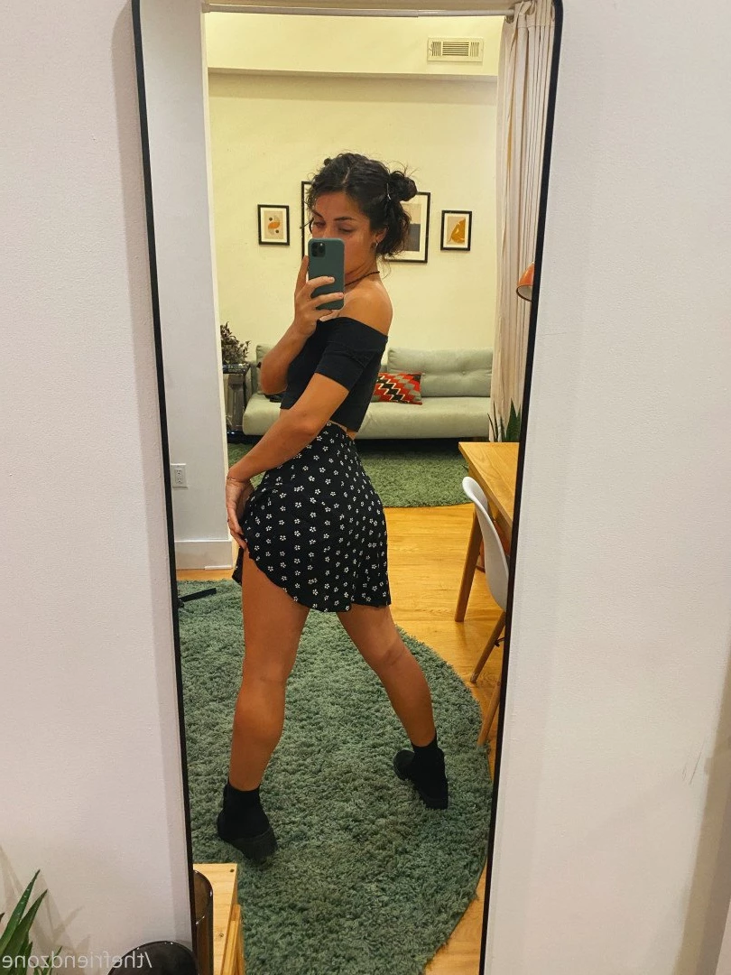Cyn [ thefriendzone ] Onlyfans leaked photo 2665182 on Hotleaks.tv
