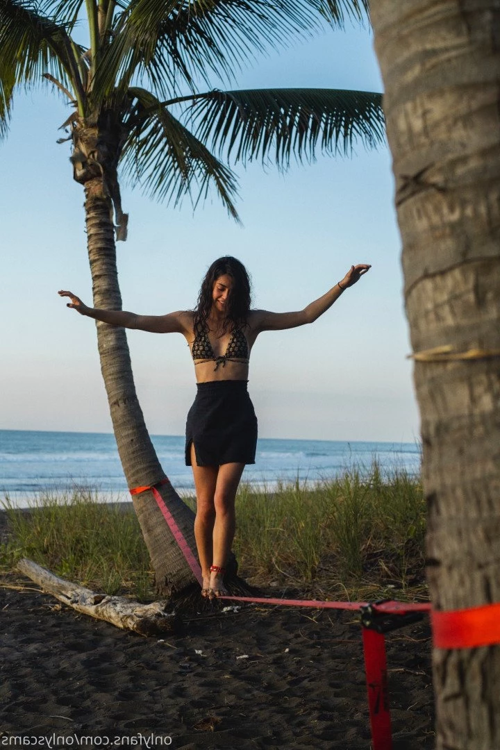 Cyn [ thefriendzone ] Onlyfans leaked photo 2667445 on Hotleaks.tv