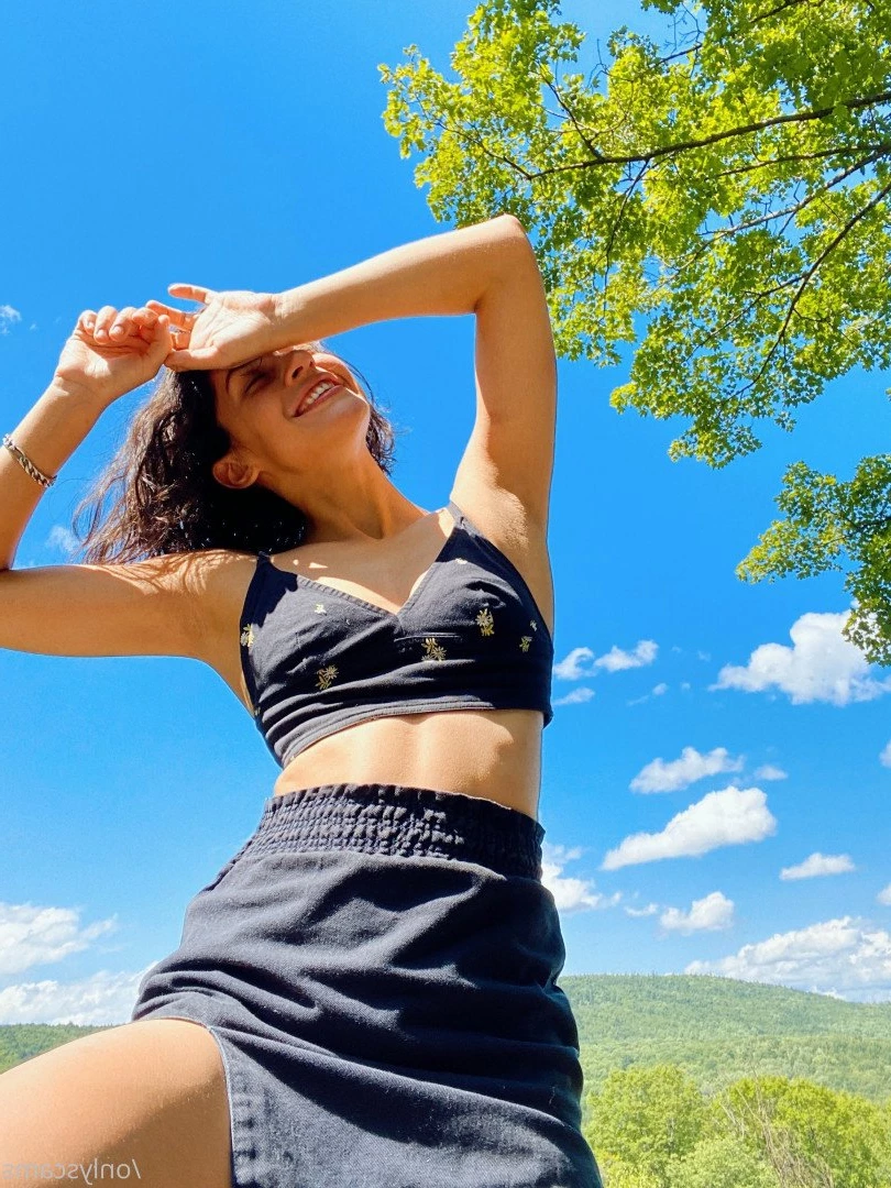Cyn [ thefriendzone ] Onlyfans leaked photo 2669768 on Hotleaks.tv