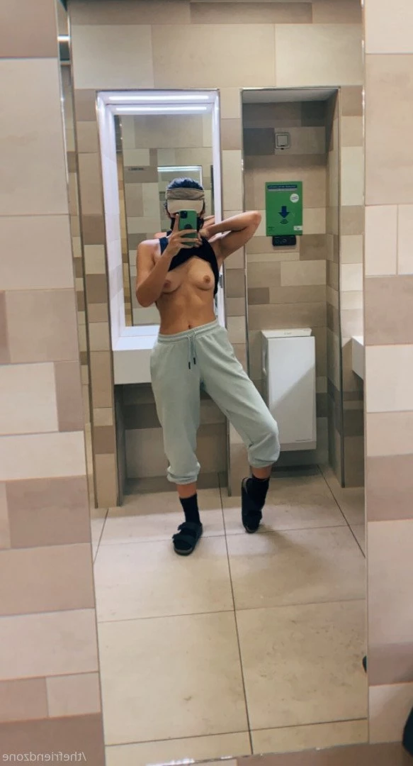 Cyn [ thefriendzone ] Onlyfans leaked photo 2671023 on Hotleaks.tv