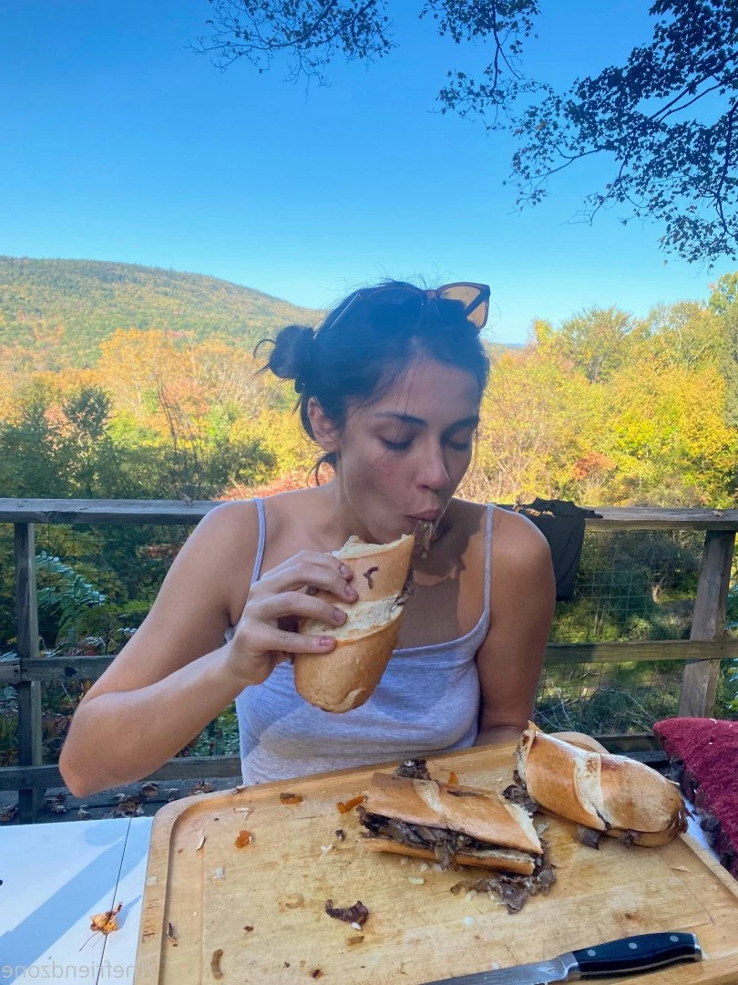 Cyn [ thefriendzone ] Onlyfans leaked photo 2672471 on Hotleaks.tv
