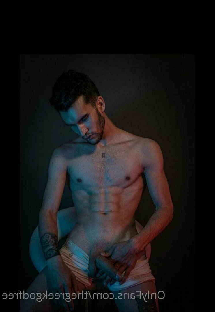 TheGreekGod FREE PAGE TOP 0% CREATOR [ thegreekgodfree ] Onlyfans leaked photo 2902308 on Hotleaks.tv