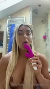KJ [ themusclebarbie ] Onlyfans leaked video 18279880 on Hotleaks.tv