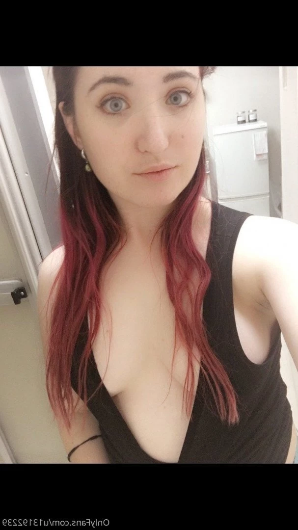 Jaz is back [ falcons11dani ] Onlyfans leaked photo 380089 on Hotleaks.tv
