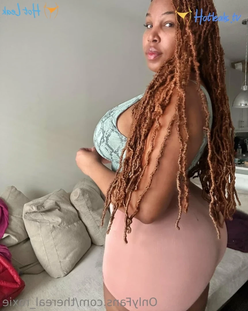 TheReal_RoxieFree [ thereal_roxie ] Onlyfans leaked photo 12750501 on Hotleaks.tv